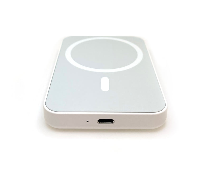 For iPhone 12, 13, 14, 15 Series Battery Pack Magnetic Charging White